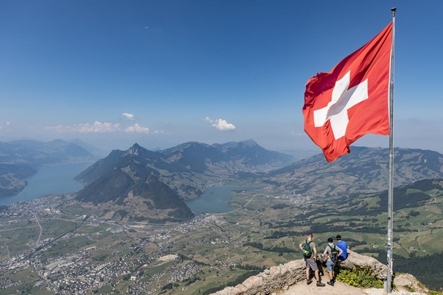 Ciclo Respuestas ante la crisis: Suiza ante el desafío del Covid-19