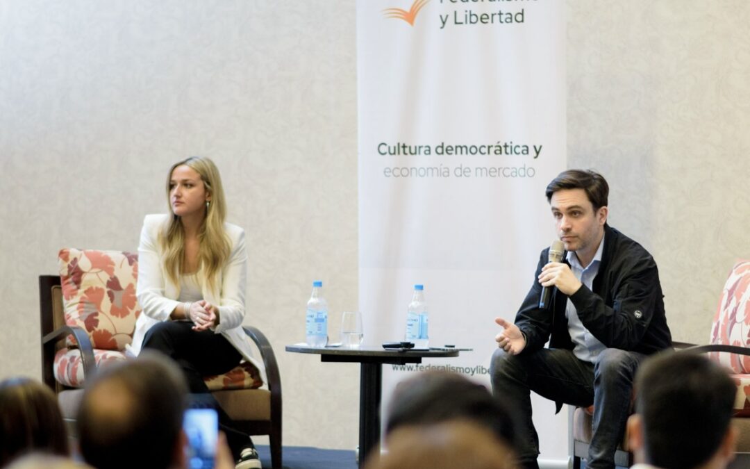 Se realizó la conferencia “Ideas que redibujan el sistema” con Ramiro Marra en Tucumán